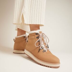 Toms Women's Tan Winter Boots